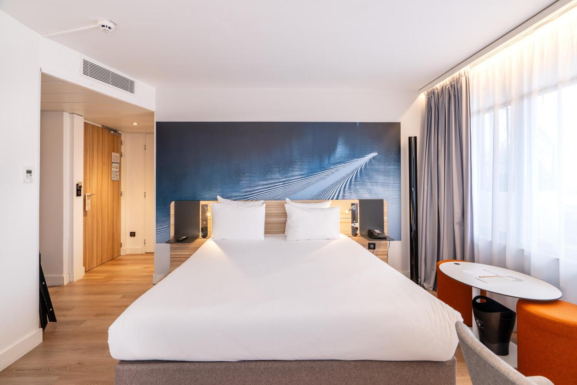 Novotel Hotel 4*