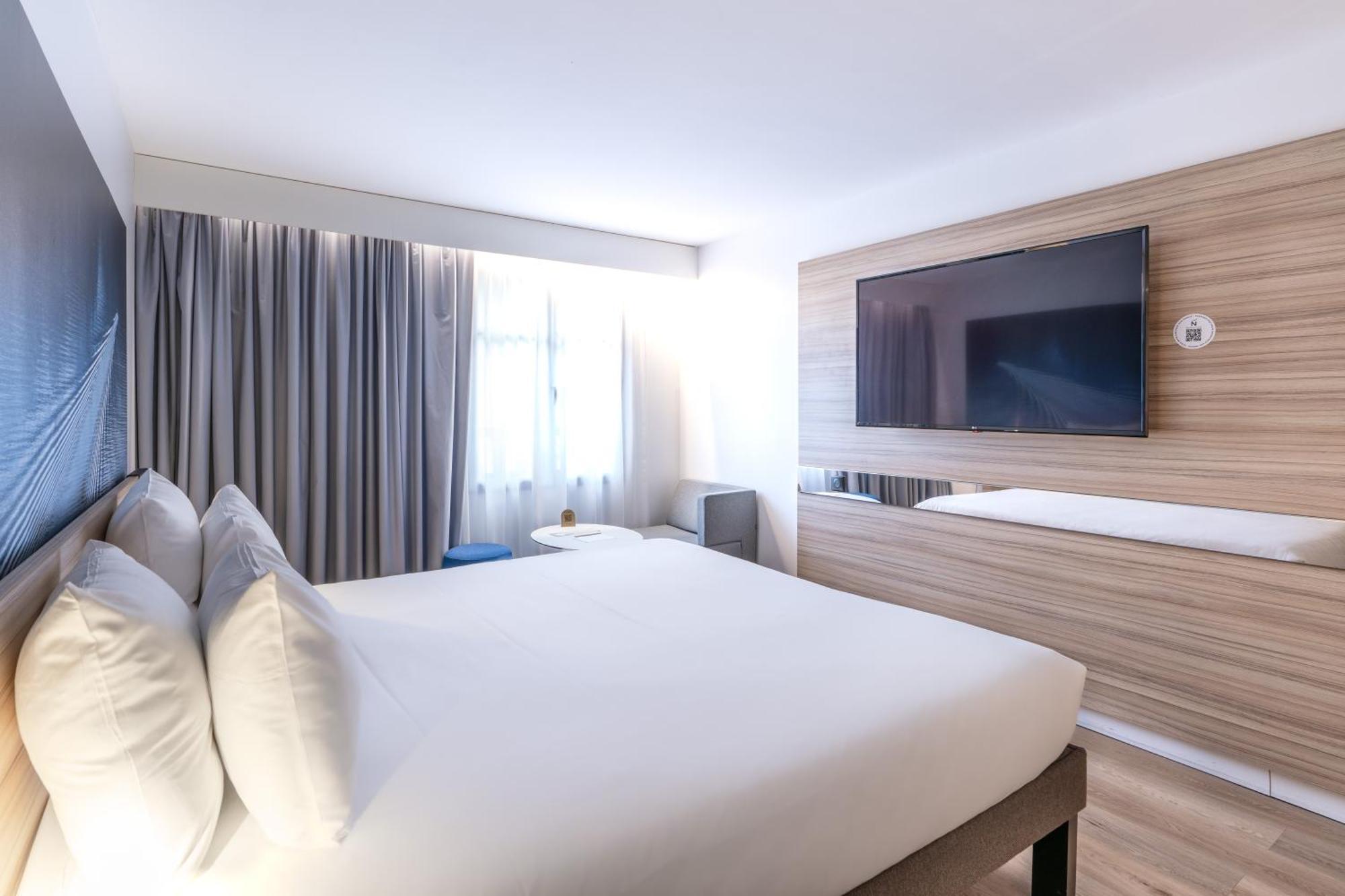 Novotel Hotel 4*