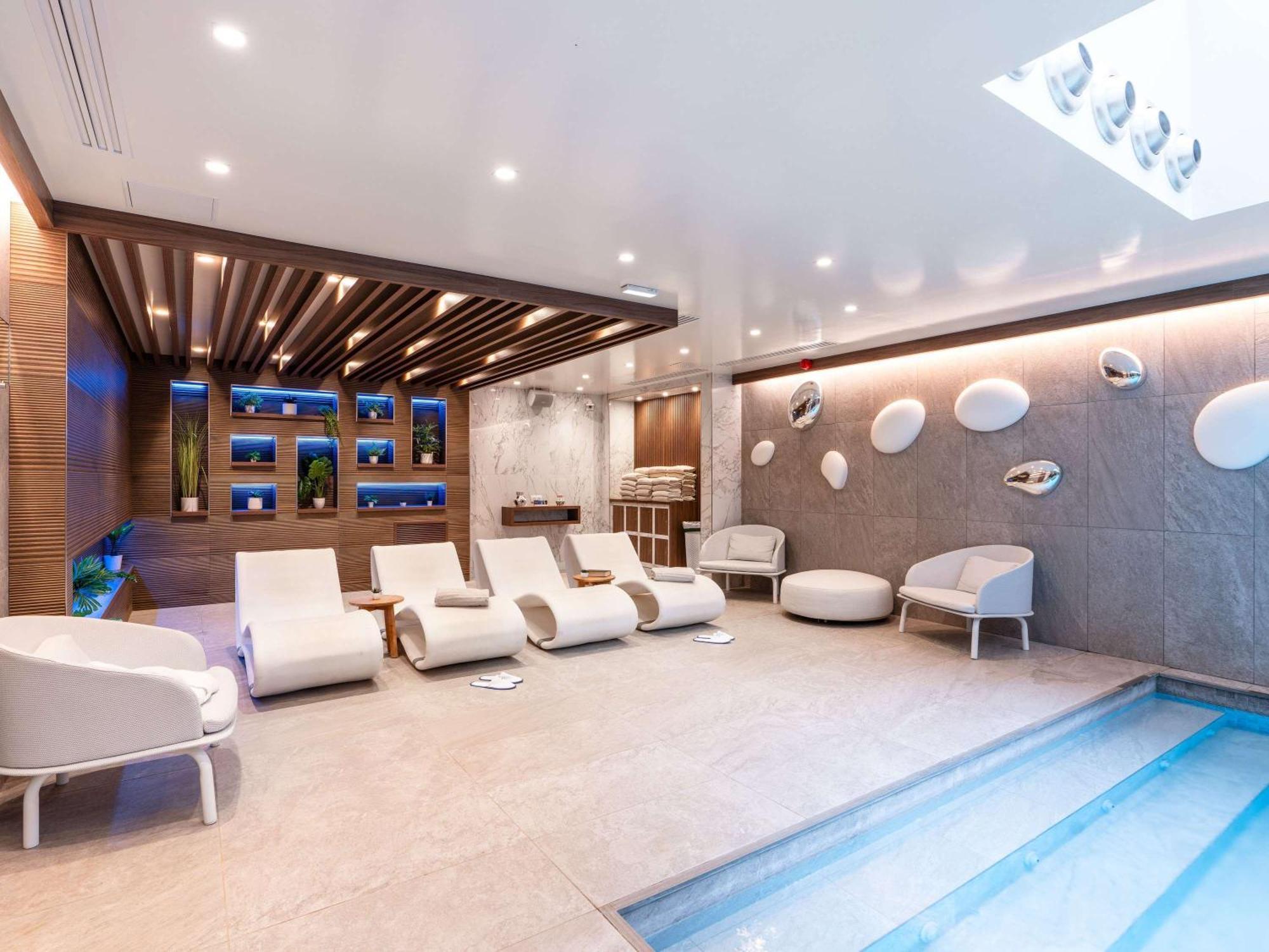 Hotel Novotel 4*